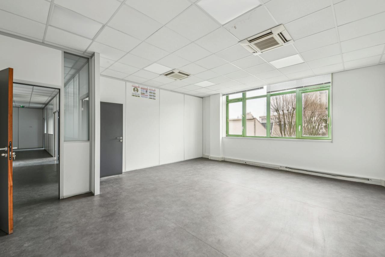 Bureau Pantin 430m² Location bureau Pantin Seine-Saint-Denis OLBUR2313351 2